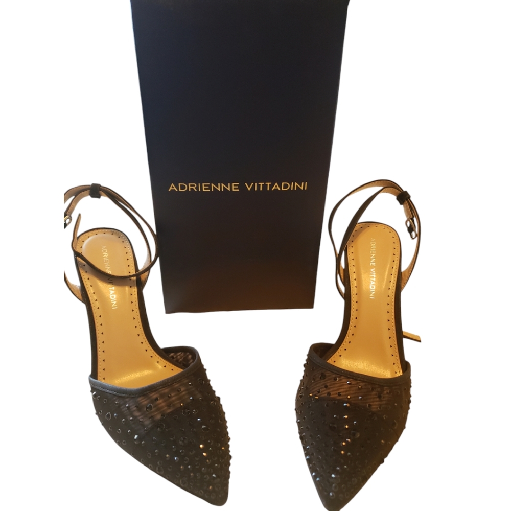 Adrienne Vittadini Nerve black embellished jewels size 7 1/2